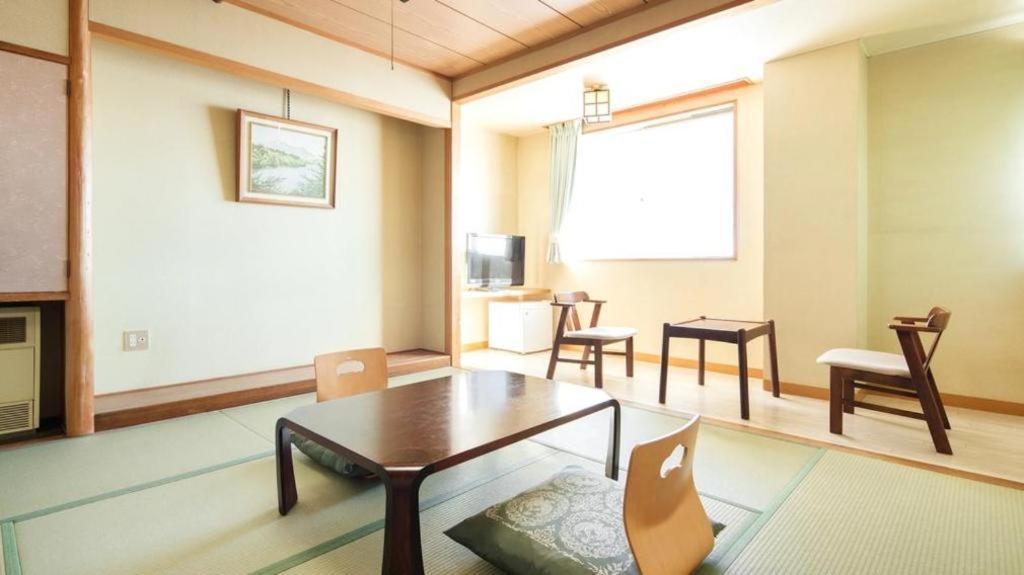 Akakura Park Hotel Myoko Esterno foto