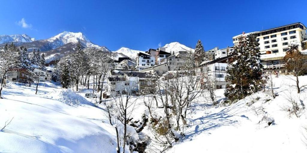 Akakura Park Hotel Myoko Esterno foto